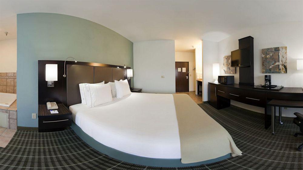 Holiday Inn Express Monticello By Ihg Eksteriør billede