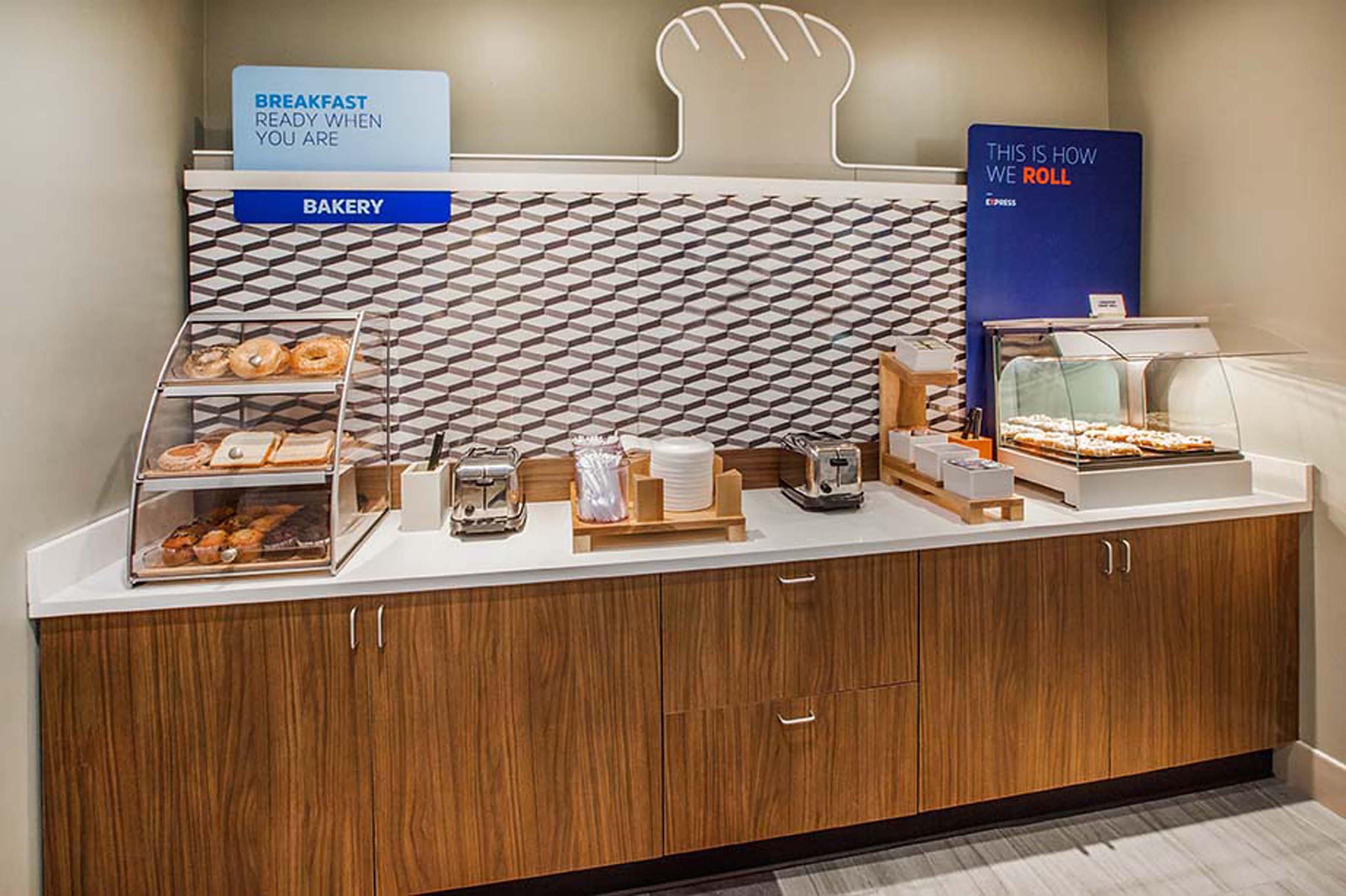 Holiday Inn Express Monticello By Ihg Eksteriør billede