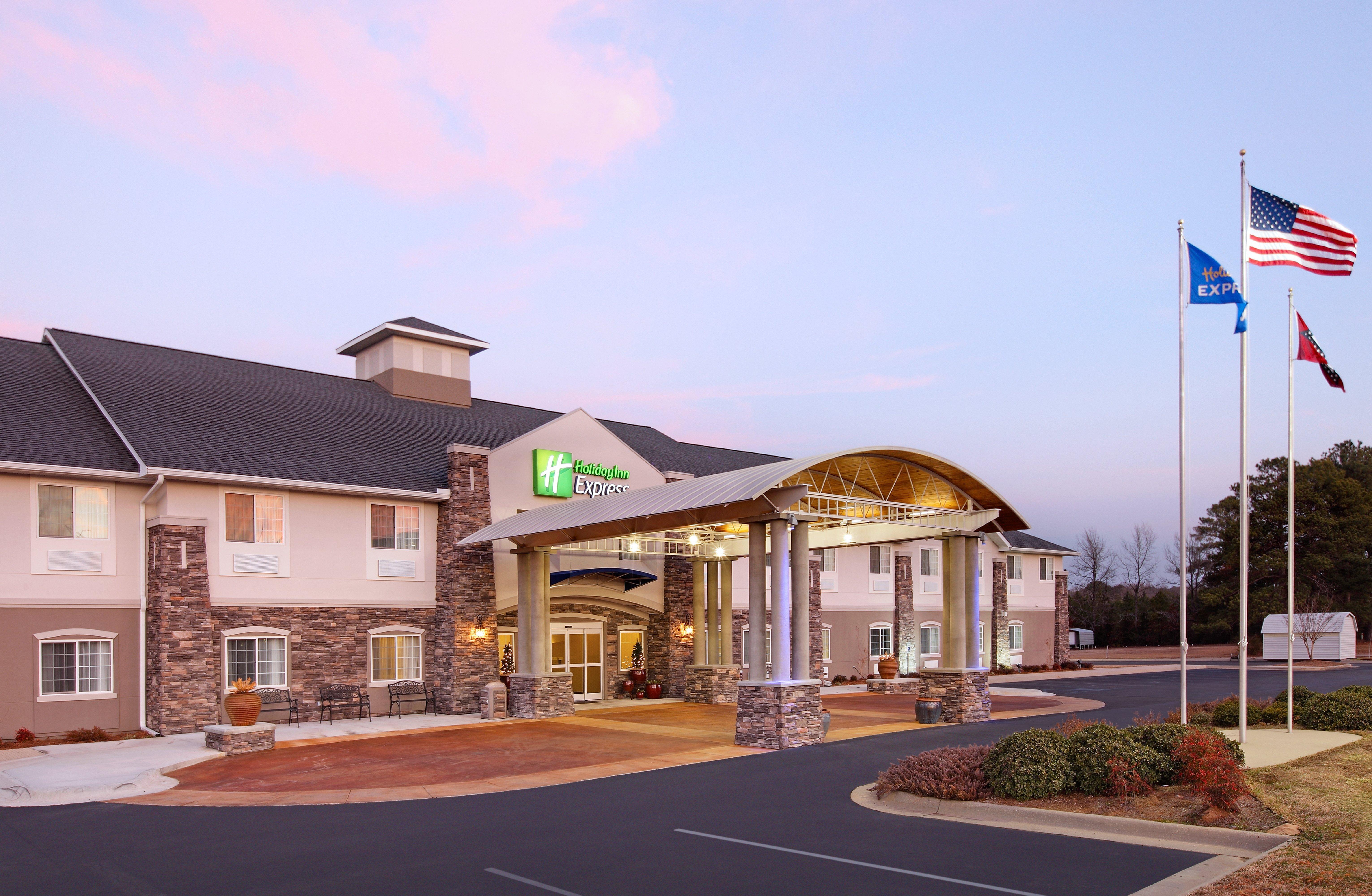 Holiday Inn Express Monticello By Ihg Eksteriør billede