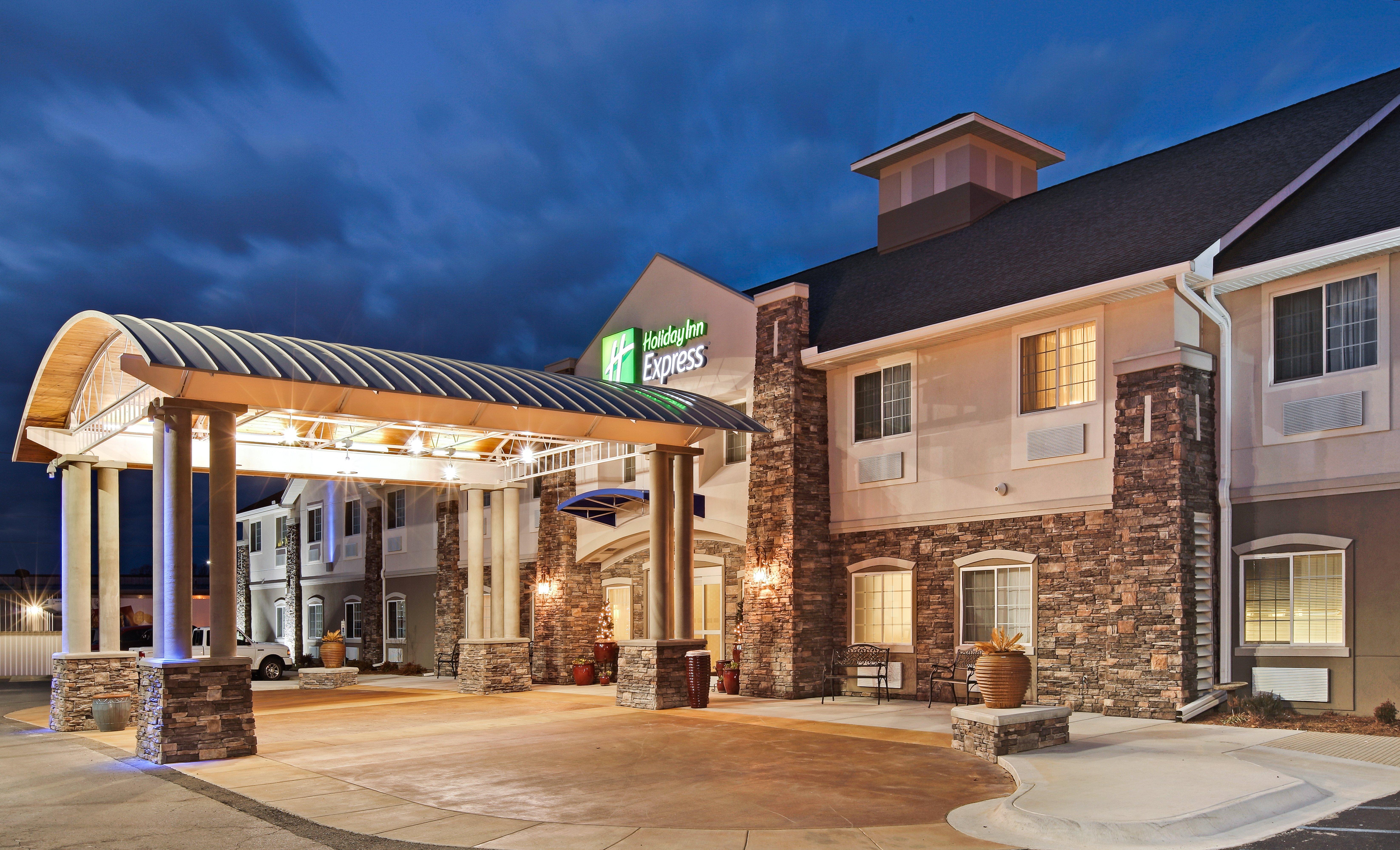 Holiday Inn Express Monticello By Ihg Eksteriør billede